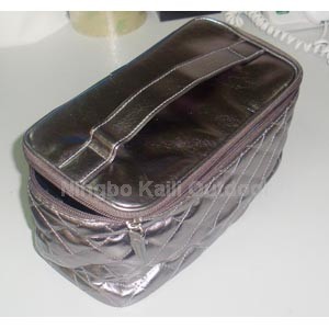 Cosmetic bag 11